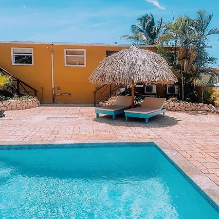 Casa Di Caribe - Beach House Вилемстад Екстериор снимка